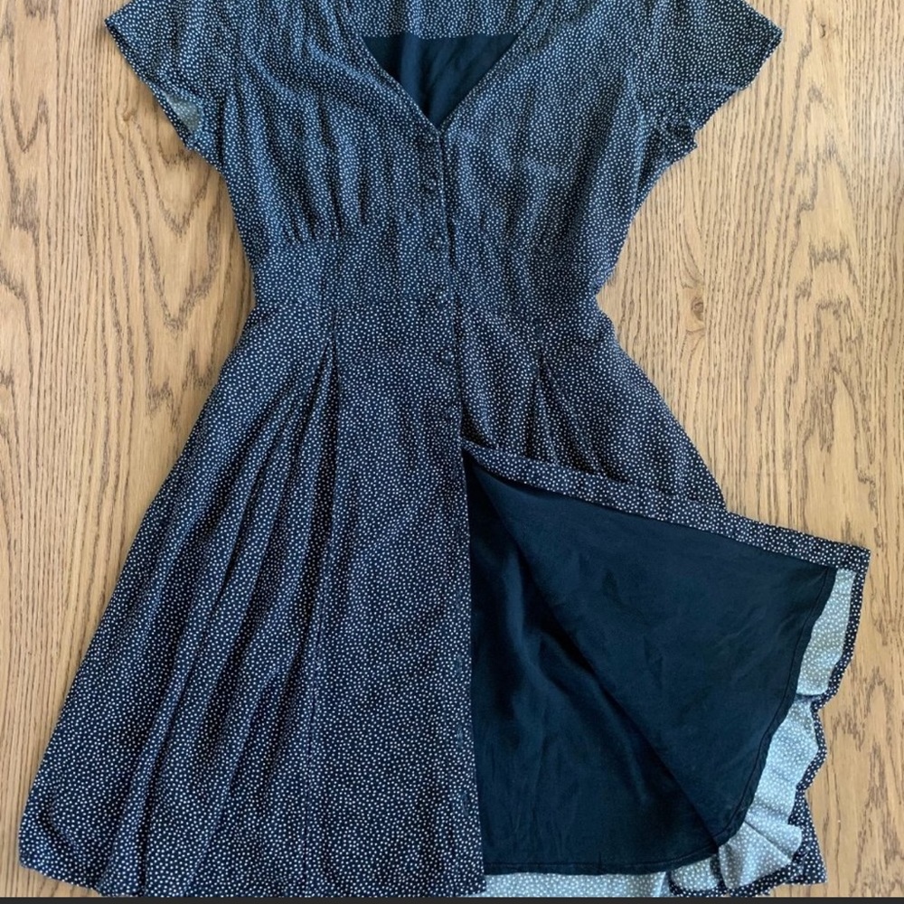 Abercrombie & Fitch small dress navy polka dot
